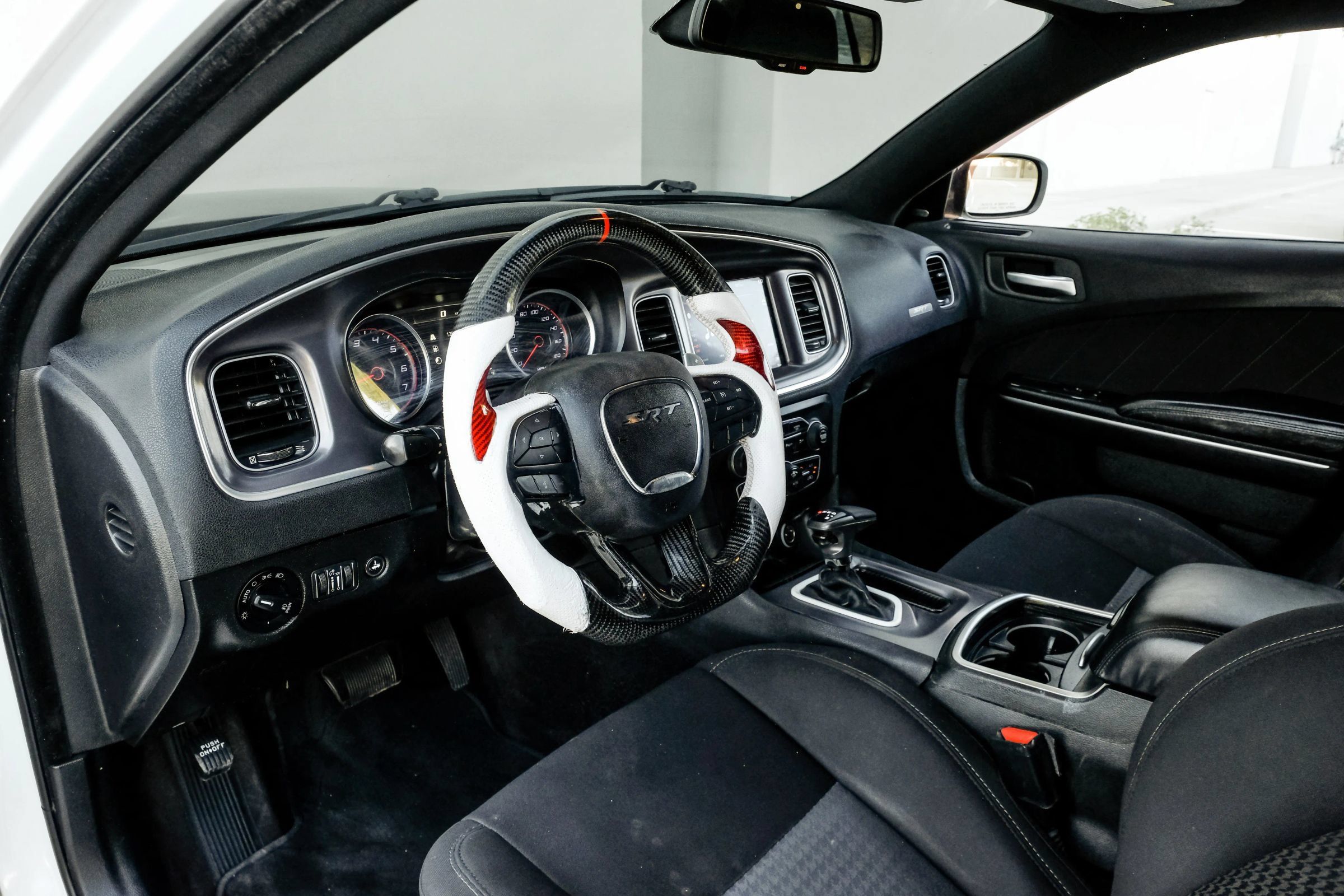 Used 2019 Dodge Charger Scat Pack w/ Navigation & Travel Group RWD image 20