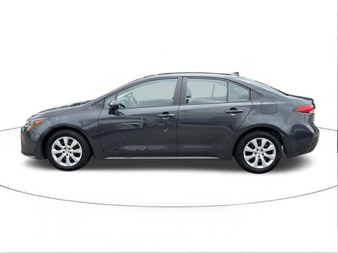 Used 2024 Toyota Corolla LE FWD image 6