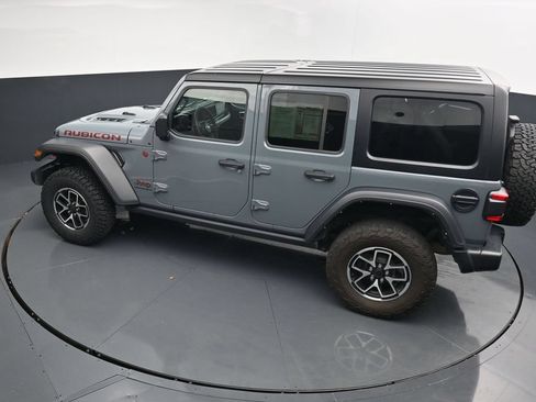 Used 2024 Jeep Wrangler Unlimited Rubicon AWD/4WD image 27