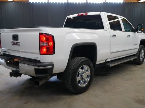 Used 2018 GMC Sierra 2500 SLT w/ Duramax Plus Package AWD/4WD image 7