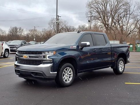 Used 2021 Chevrolet Silverado 1500 LT w/ Z71 Off-Road Package image 1