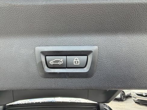 Used 2022 BMW X3 sDrive30i w/ Premium Package 2 RWD image 16
