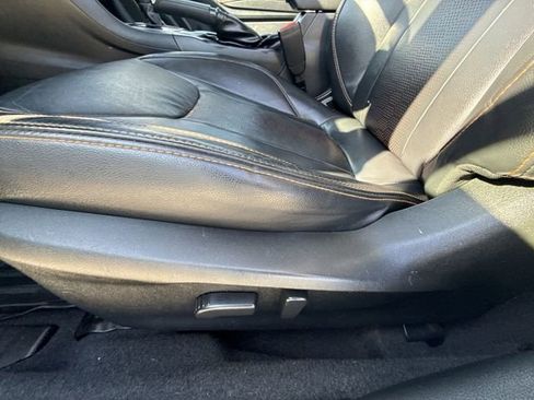 Used 2021 Subaru Crosstrek 2.5i Limited w/ Moonroof Package 2 image 12