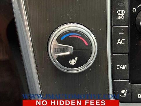 Used 2016 Volvo XC60 T6 w/ Proximity Package image 34