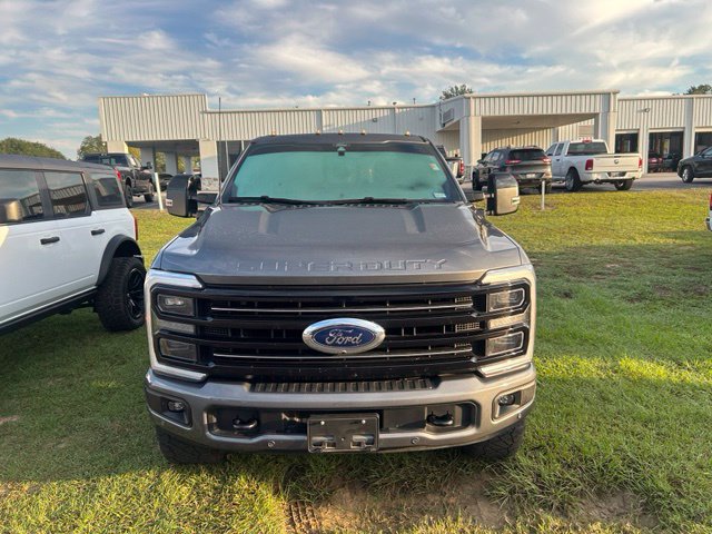 Used 2025 Ford F250 Platinum w/ Tremor Off-Road Package AWD/4WD image 2