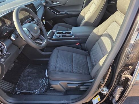 New 2026 Chevrolet Equinox LT AWD/4WD image 6