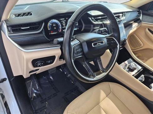 Used 2021 Jeep Grand Cherokee L Limited AWD/4WD image 8