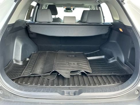 Used 2019 Toyota RAV4 XLE Premium w/ Cold Weather Package AWD/4WD image 19