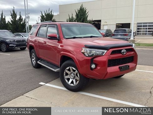 Used 2019 Toyota 4Runner SR5 Premium AWD/4WD image 3