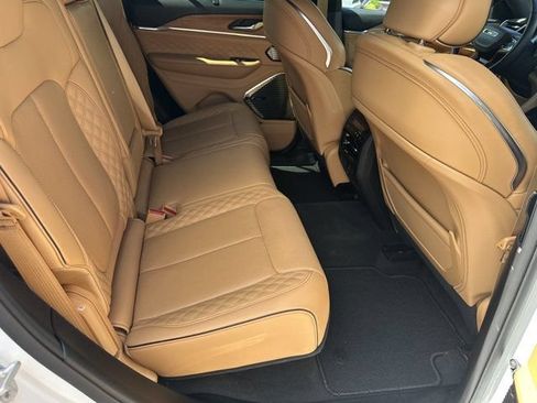 Certified 2022 Jeep Grand Cherokee Summit AWD/4WD image 17