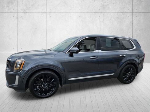 Used 2022 Kia Telluride SX w/ SX Prestige Package AWD/4WD image 3