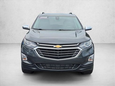 Used 2018 Chevrolet Equinox Premier FWD image 2