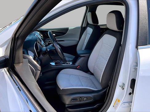 Used 2021 Chevrolet Equinox LT FWD image 24