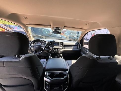 Used 2020 RAM 1500 Big Horn AWD/4WD image 35