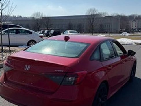 Used 2022 Honda Civic Sport image 9