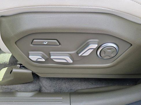 New 2025 Hyundai Santa Fe Calligraphy image 11