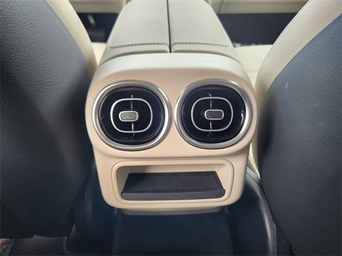 Certified 2025 Mercedes-Benz GLC 300 4MATIC image 13