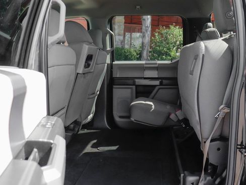 Used 2018 Ford F150 XLT w/ Equipment Group 302A Luxury image 35