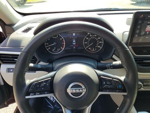 Used 2023 Nissan Altima 2.5 SL AWD/4WD image 23