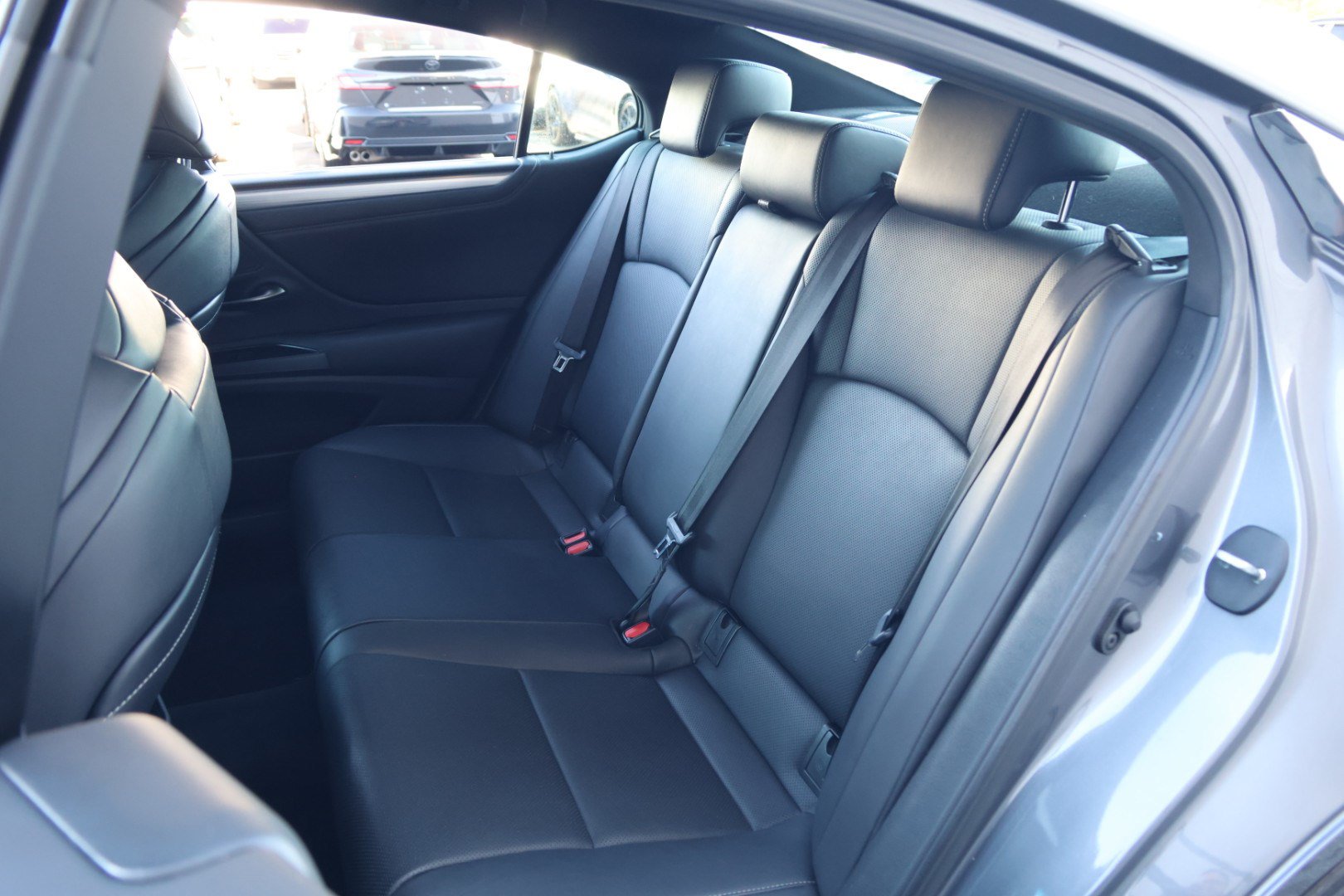 Used 2020 Lexus ES 350 F Sport w/ Accessory Package 2 FWD image 33