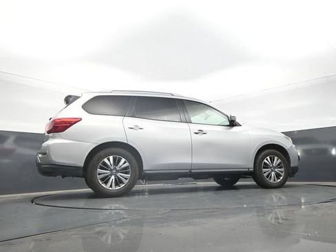 Used 2020 Nissan Pathfinder SL AWD/4WD image 29