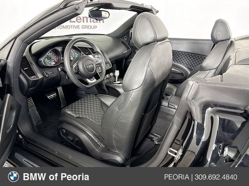 Used 2014 Audi R8 V10 image 25