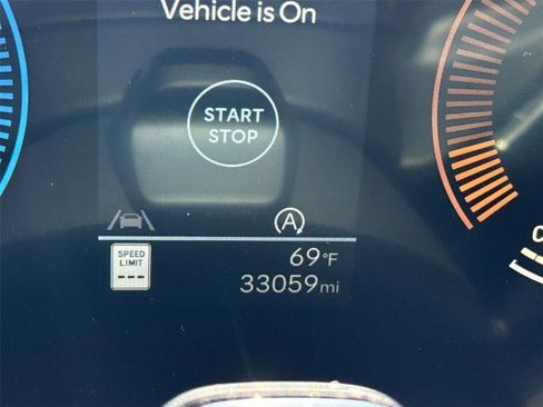 Used 2025 Hyundai Santa Fe SEL AWD/4WD image 11