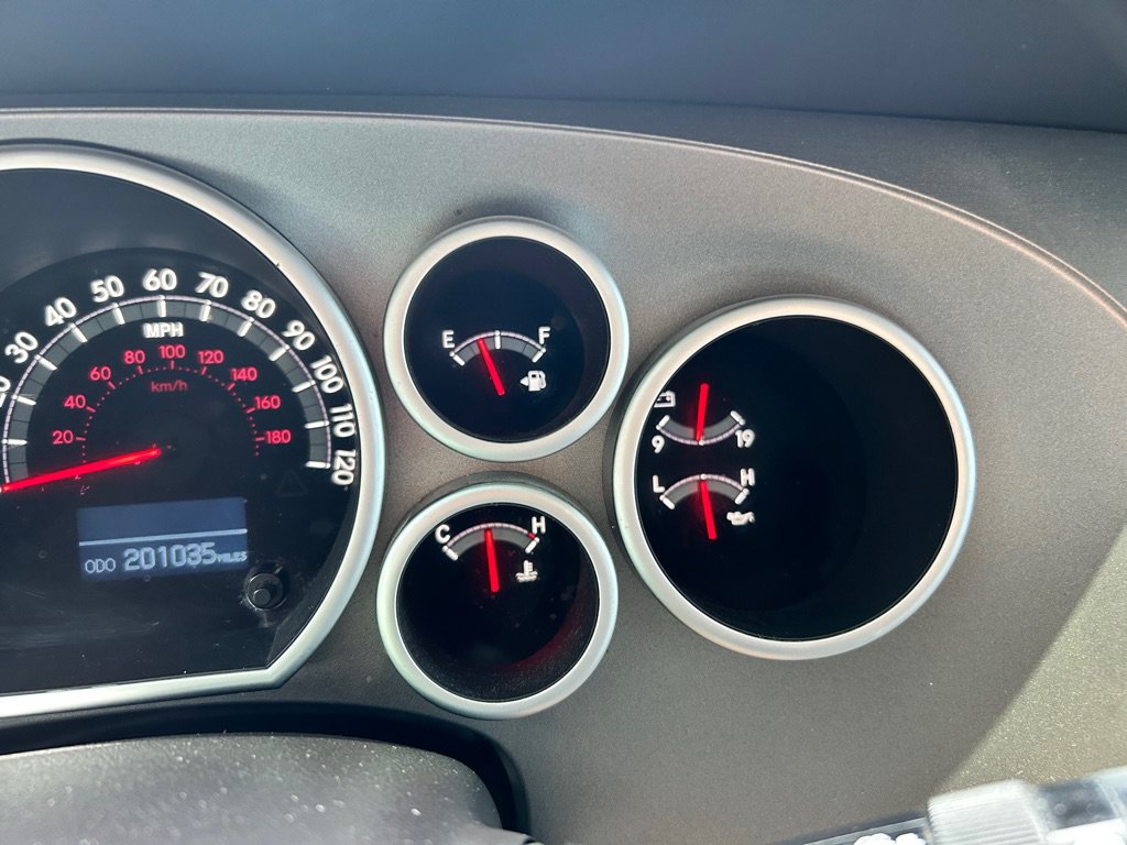 Used 2015 Toyota Sequoia Platinum RWD image 21