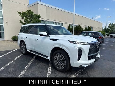 Certified 2026 INFINITI QX80 Luxe w/ Cargo Package AWD/4WD image 3