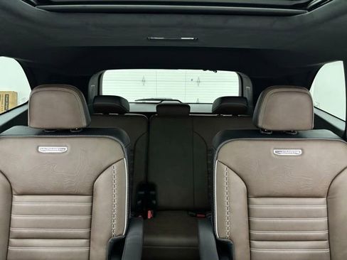 New 2026 GMC Acadia Denali Ultimate w/ LPO, Floor Liner Package AWD/4WD image 44