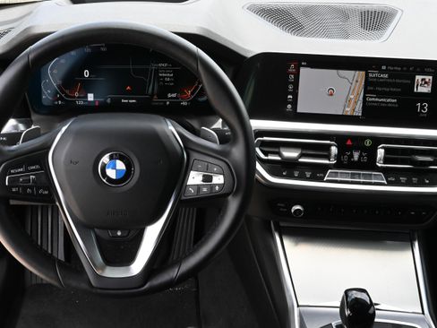 Used 2022 BMW 330i Sedan w/ Premium Package RWD image 13