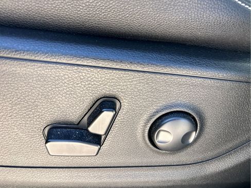 Used 2023 RAM 1500 Big Horn AWD/4WD image 26