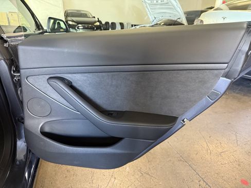 Used 2023 Tesla Model 3 Standard Range RWD image 27