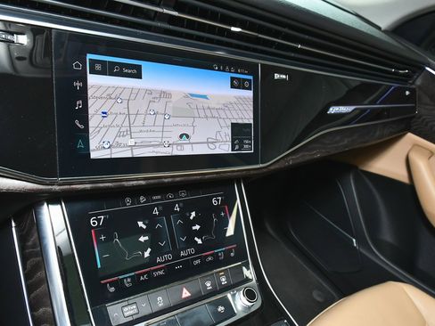 Used 2021 Audi Q8 Premium Plus w/ Premium Plus Package image 56