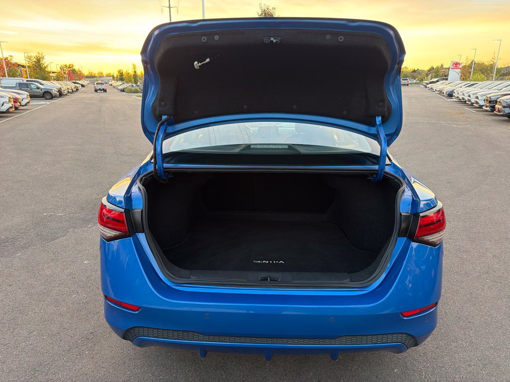 Used 2025 Nissan Sentra SV FWD image 17