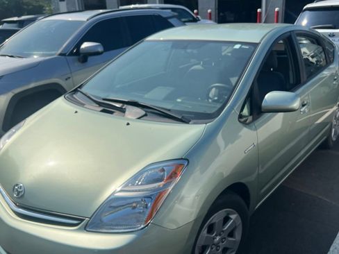 Used 2009 Toyota Prius FWD image 2