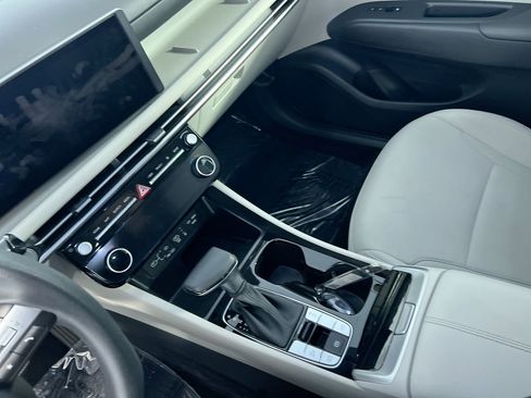 Used 2025 Hyundai Tucson SEL FWD image 23