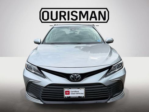 Used 2023 Toyota Camry LE FWD image 2