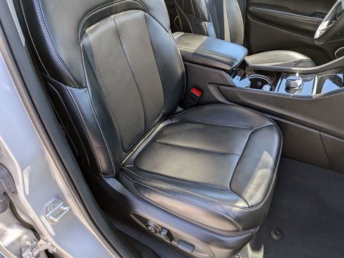 Used 2023 Jeep Grand Cherokee Limited w/ Luxury Tech Group II AWD/4WD image 30