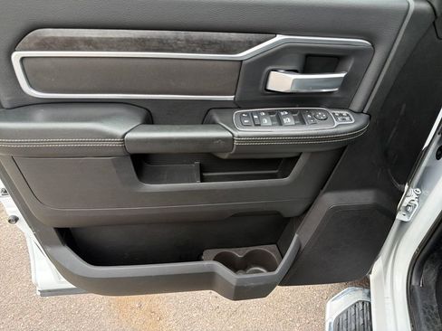 Used 2024 RAM 3500 Big Horn AWD/4WD image 12