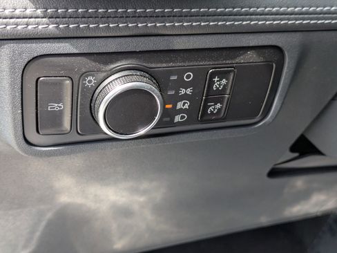 Used 2025 Ford Mustang GT Premium image 14