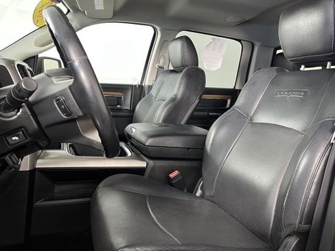 Used 2017 RAM 1500 Laramie w/ Convenience Group image 14