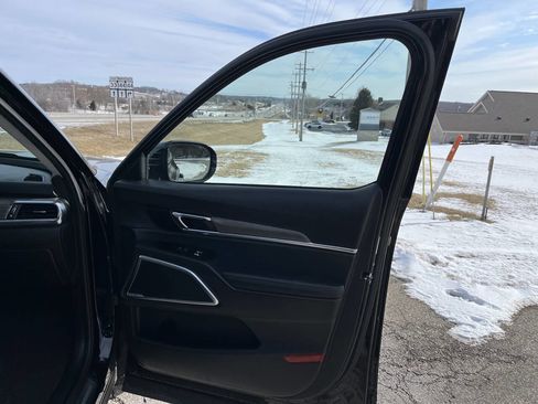 Used 2022 Kia Telluride SX w/ SX Prestige Package image 39