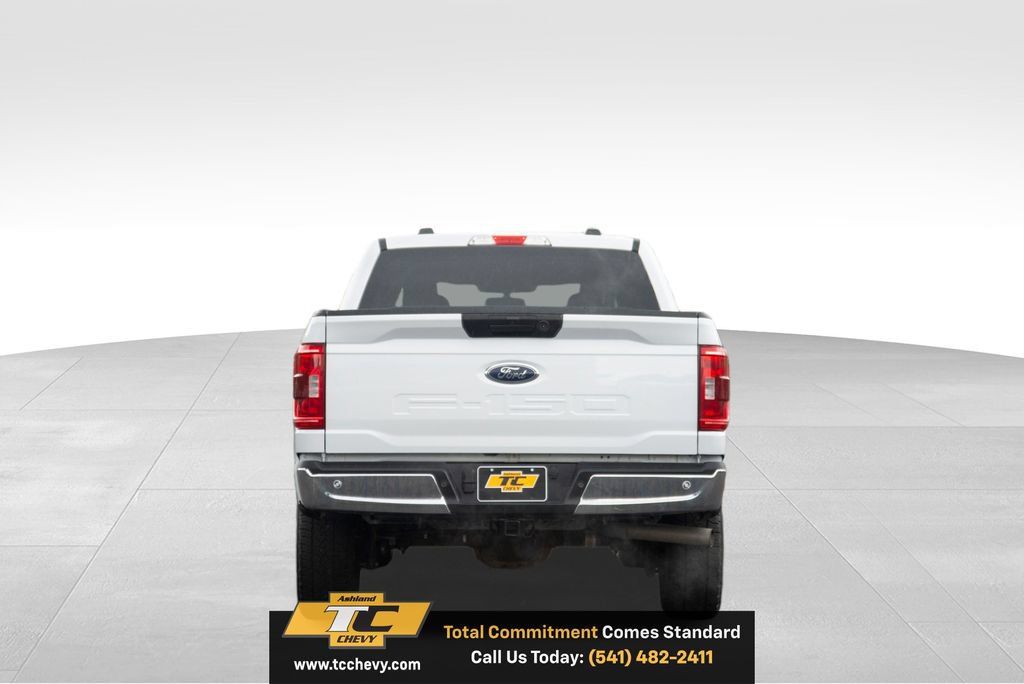 Used 2022 Ford F150 XLT w/ Trailer Tow Package AWD/4WD image 4