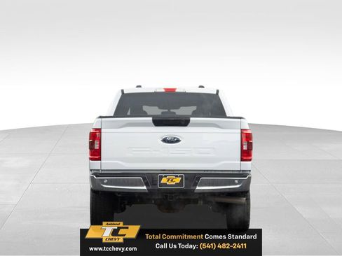 Used 2022 Ford F150 XLT w/ Trailer Tow Package AWD/4WD image 4