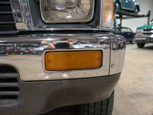 Used 1991 Toyota 4Runner SR5 AWD/4WD image 37