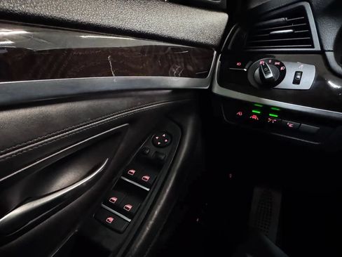 Used 2015 BMW 535i Sedan RWD image 22