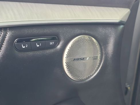 Used 2019 INFINITI QX50 Essential w/ Sensory Package AWD/4WD image 18