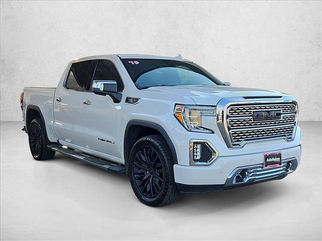 Used 2019 GMC Sierra 1500 Denali w/ Driver Alert Package II AWD/4WD image 3