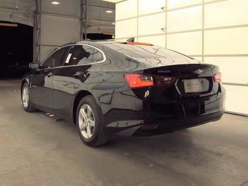 Used 2024 Chevrolet Malibu LS image 3